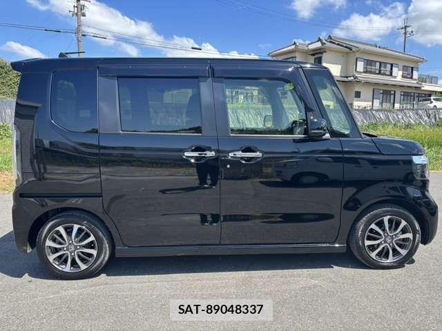 Honda N BOX CUSTOM 2023-12 8830715-7