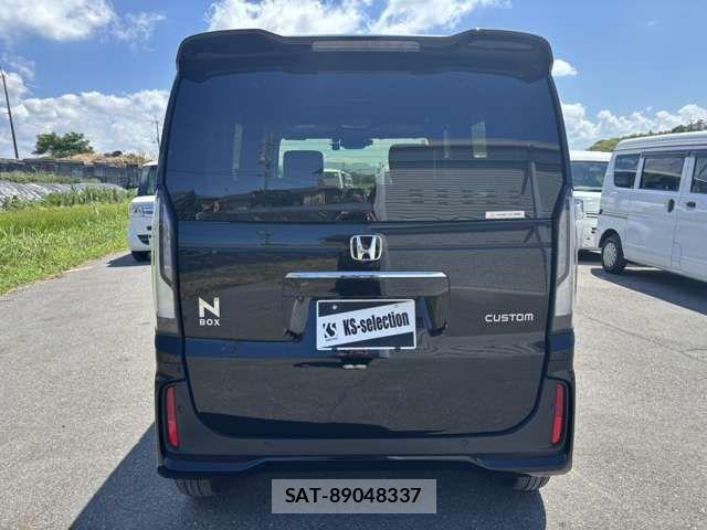 Honda N BOX CUSTOM 2023-12 8830715-5