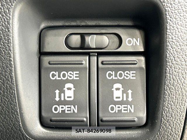 Honda N BOX CUSTOM 2015-10 8830749-4