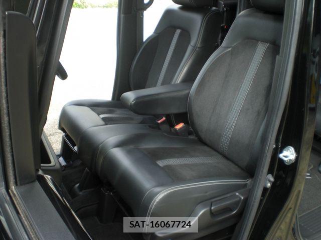 Honda N BOX CUSTOM 2023-11 8830711-9