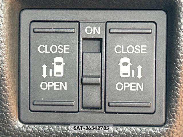 Honda N BOX CUSTOM 2017-12 8830712-4