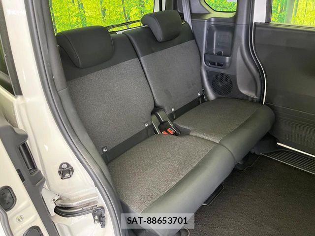 Honda N BOX CUSTOM 2023-10 8830706-9