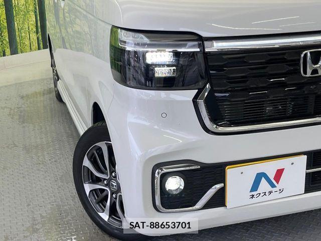 Honda N BOX CUSTOM 2023-10 8830706-12