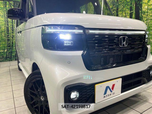 Honda N BOX CUSTOM 2026-08 8830676-11