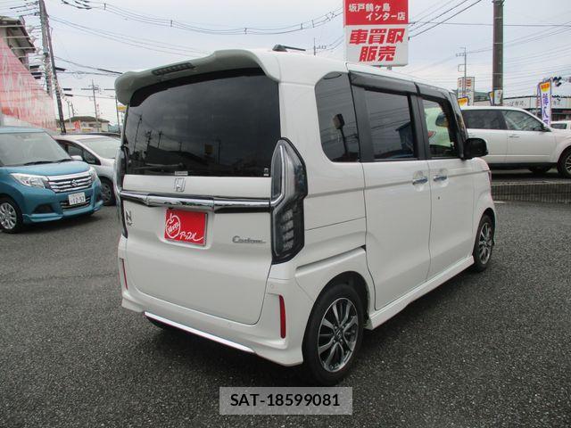 Honda N BOX CUSTOM 2022-12 8830718-2