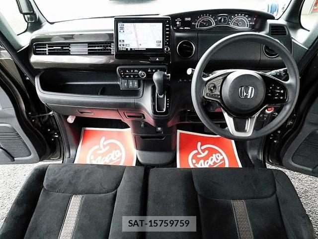 Honda N BOX CUSTOM 2018-06 8830737-11