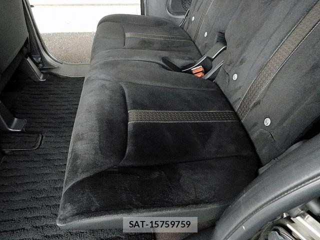 Honda N BOX CUSTOM 2018-06 8830737-28