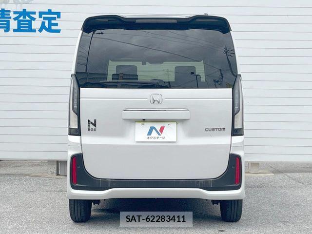 Honda N BOX CUSTOM 2023-10 8830691-15