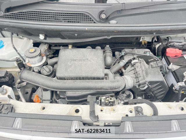 Honda N BOX CUSTOM 2023-10 8830691-18