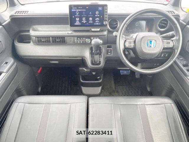 Honda N BOX CUSTOM 2023-10 8830691-1