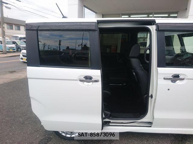 Honda N BOX CUSTOM 2022-09 8830695-14