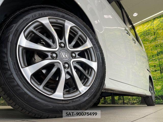 Honda N BOX CUSTOM 2021-01 8830721-12