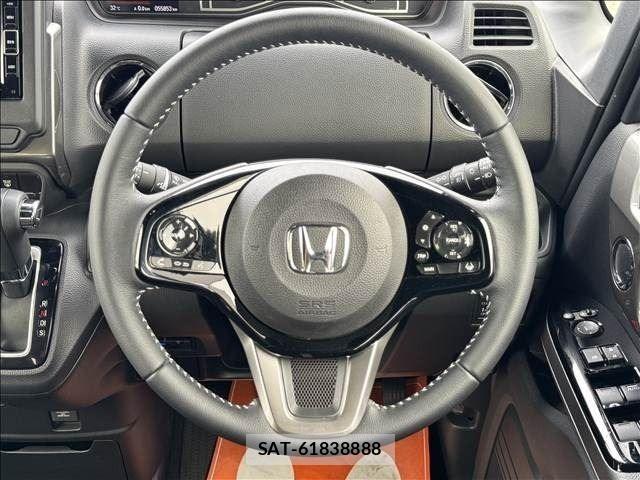 Honda N BOX CUSTOM 2022-02 8830722-11