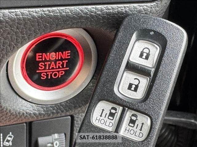 Honda N BOX CUSTOM 2022-02 8830722-14