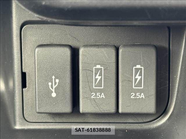 Honda N BOX CUSTOM 2022-02 8830722-24