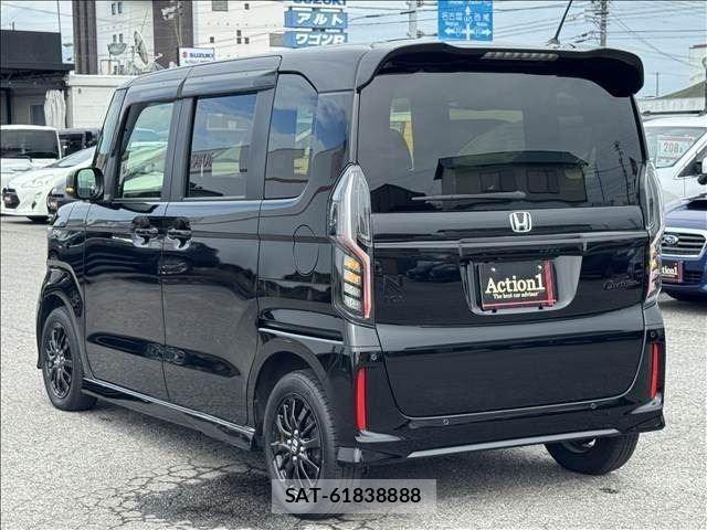 Honda N BOX CUSTOM 2022-02 8830722-3