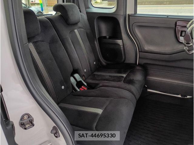 Honda N BOX CUSTOM 2019-08 8830734-10