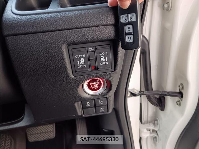 Honda N BOX CUSTOM 2019-08 8830734-15