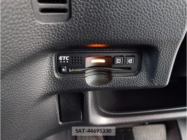 Honda N BOX CUSTOM 2019-08 8830734-16