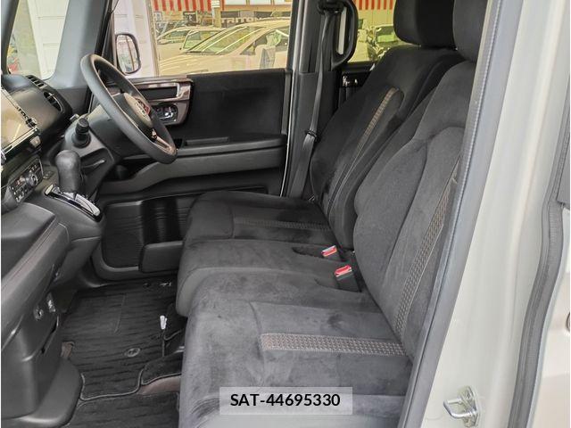 Honda N BOX CUSTOM 2019-08 8830734-17
