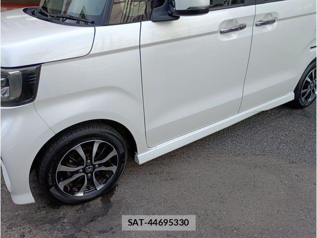 Honda N BOX CUSTOM 2019-08 8830734-4