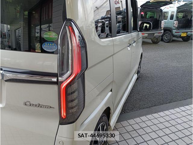 Honda N BOX CUSTOM 2019-08 8830734-5
