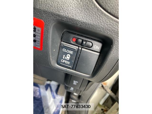 Honda N BOX CUSTOM 2016-02 8830757-14