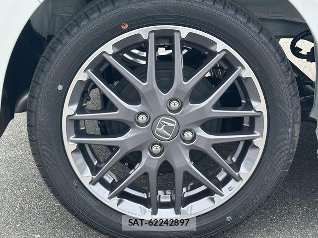 Honda N BOX CUSTOM 2026-05 8830672-15