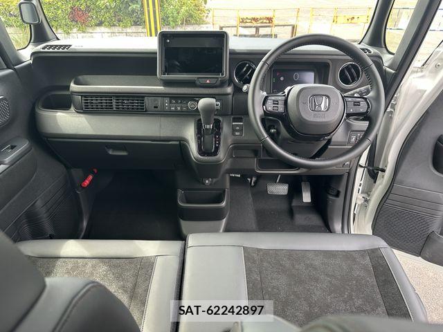 Honda N BOX CUSTOM 2026-05 8830672-1