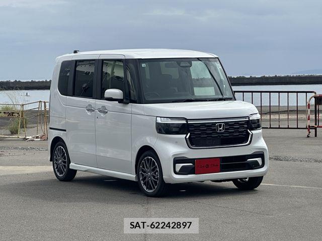 Honda N BOX CUSTOM 2026-05 8830672-22