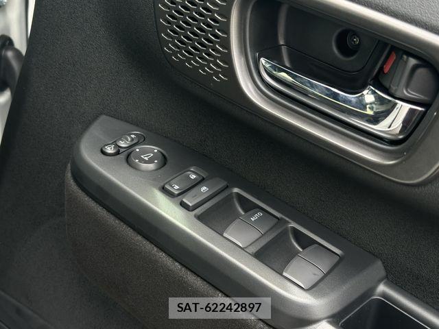 Honda N BOX CUSTOM 2026-05 8830672-6