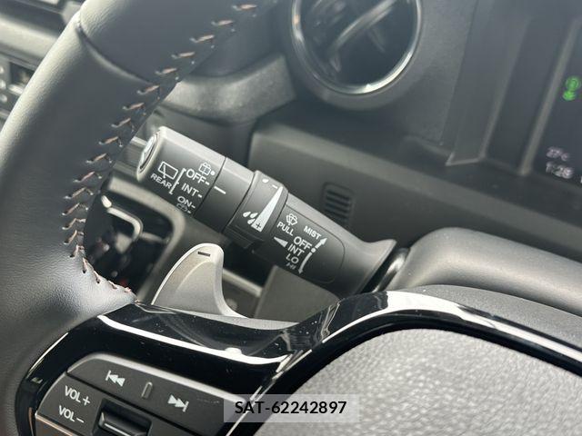Honda N BOX CUSTOM 2026-05 8830672-8