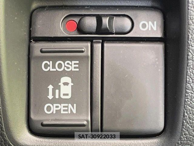 Honda N BOX CUSTOM 2015-09 8850119-4