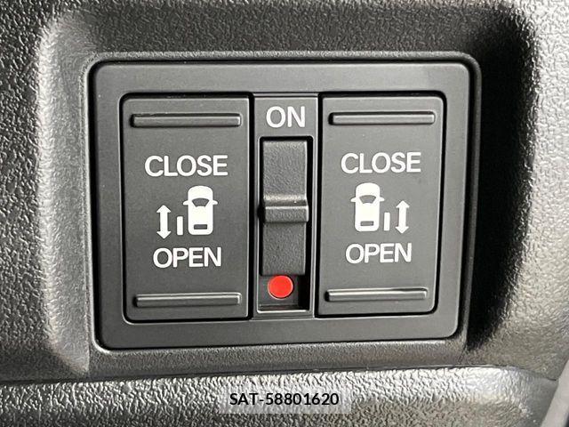 Honda N BOX CUSTOM 2023-10 8850084-5