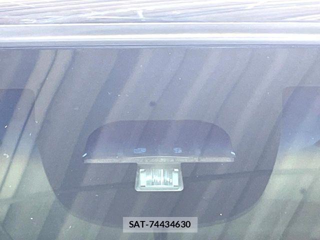 Honda N BOX CUSTOM 2017-01 8849649-4