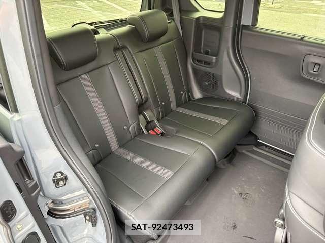 Honda N BOX CUSTOM 2024-01 8850092-13