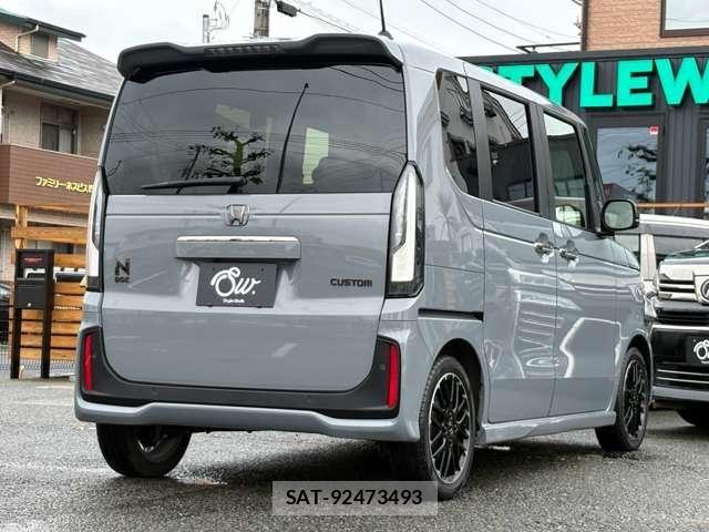 Honda N BOX CUSTOM 2024-01 8850092-4