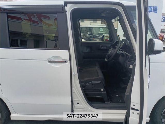 Honda N BOX CUSTOM 2024-01 8850100-17