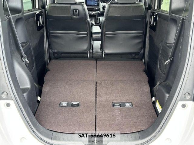 Honda N BOX CUSTOM 2020-06 8850111-11