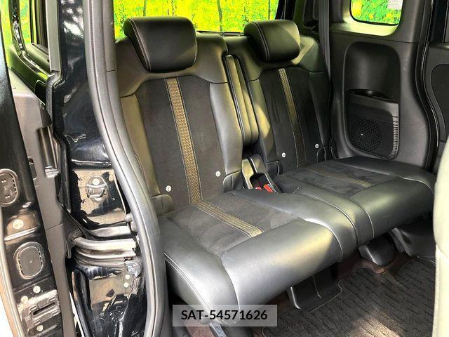 Honda N BOX CUSTOM 2019-02 8848720-7