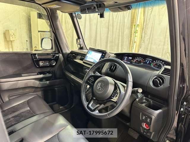 Honda N BOX CUSTOM 2021-01 8850104-8