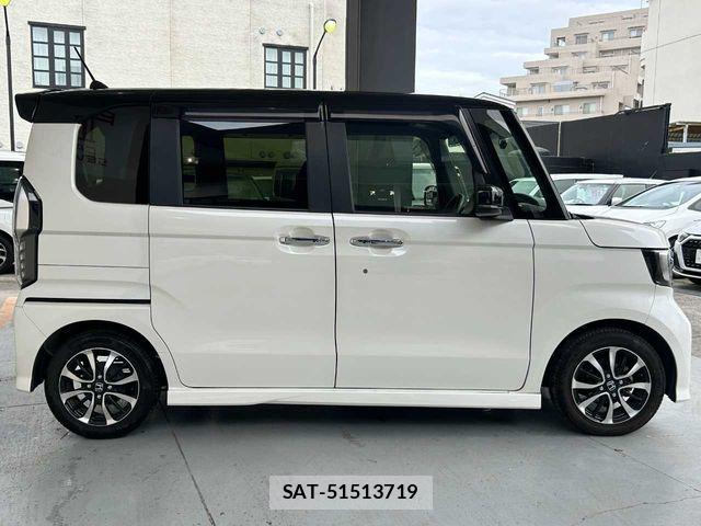 Honda N BOX CUSTOM 2017-12 8849110-22