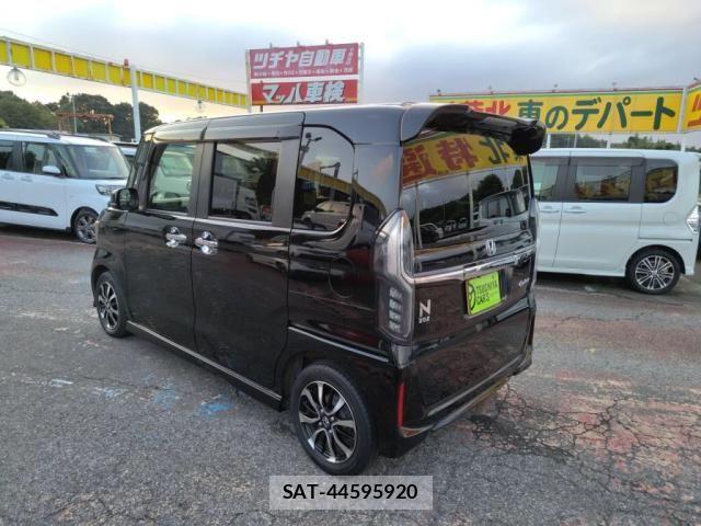 Honda N BOX CUSTOM 2017-11 8850117-11