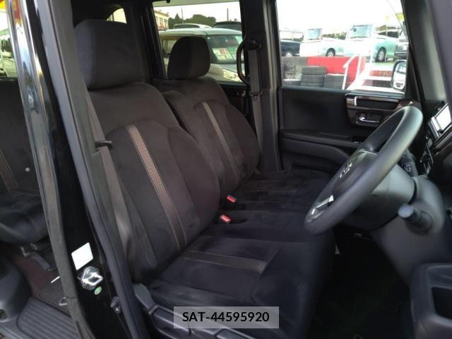 Honda N BOX CUSTOM 2017-11 8850117-12