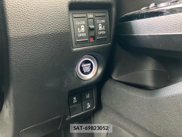 Honda N BOX CUSTOM 2017-10 8850132-22