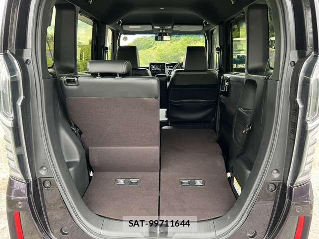 Honda N BOX CUSTOM 2019-11 8849639-11