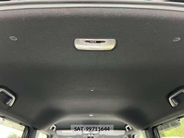 Honda N BOX CUSTOM 2019-11 8849639-12