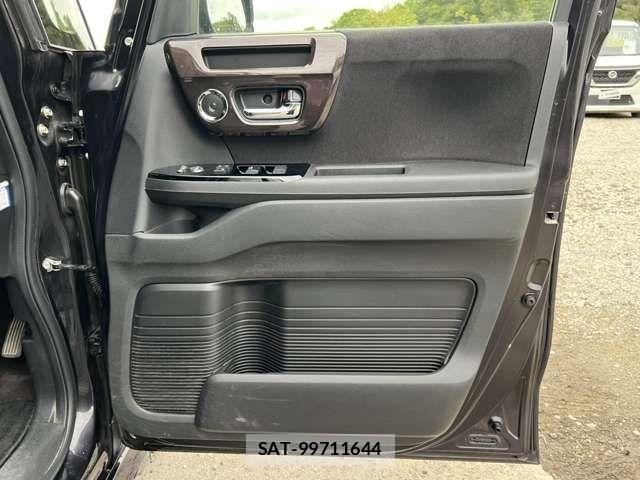 Honda N BOX CUSTOM 2019-11 8849639-5