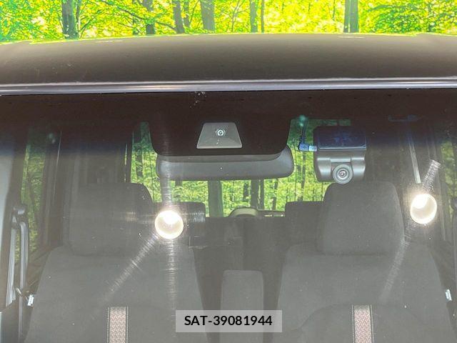 Honda N BOX CUSTOM 2018-11 8850113-4