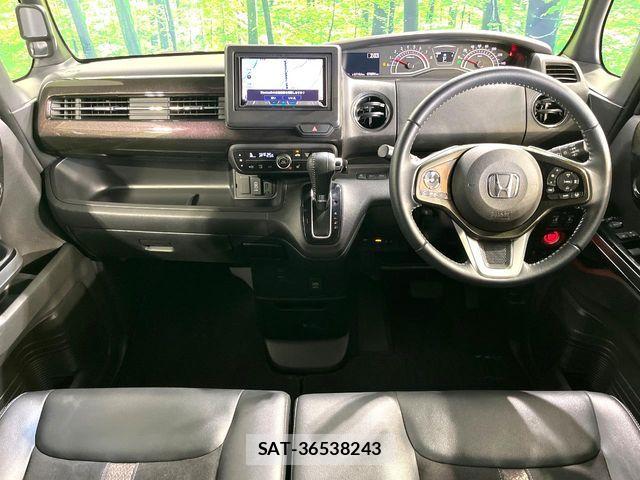Honda N BOX CUSTOM 2020-06 8850106-1